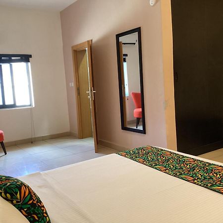 Adis Hotels Prime Ibadan Exteriör bild