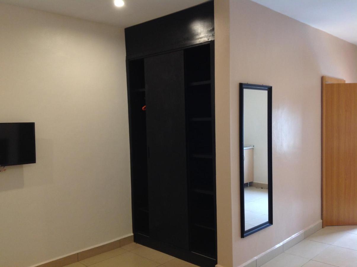 Adis Hotels Prime Ibadan Exteriör bild