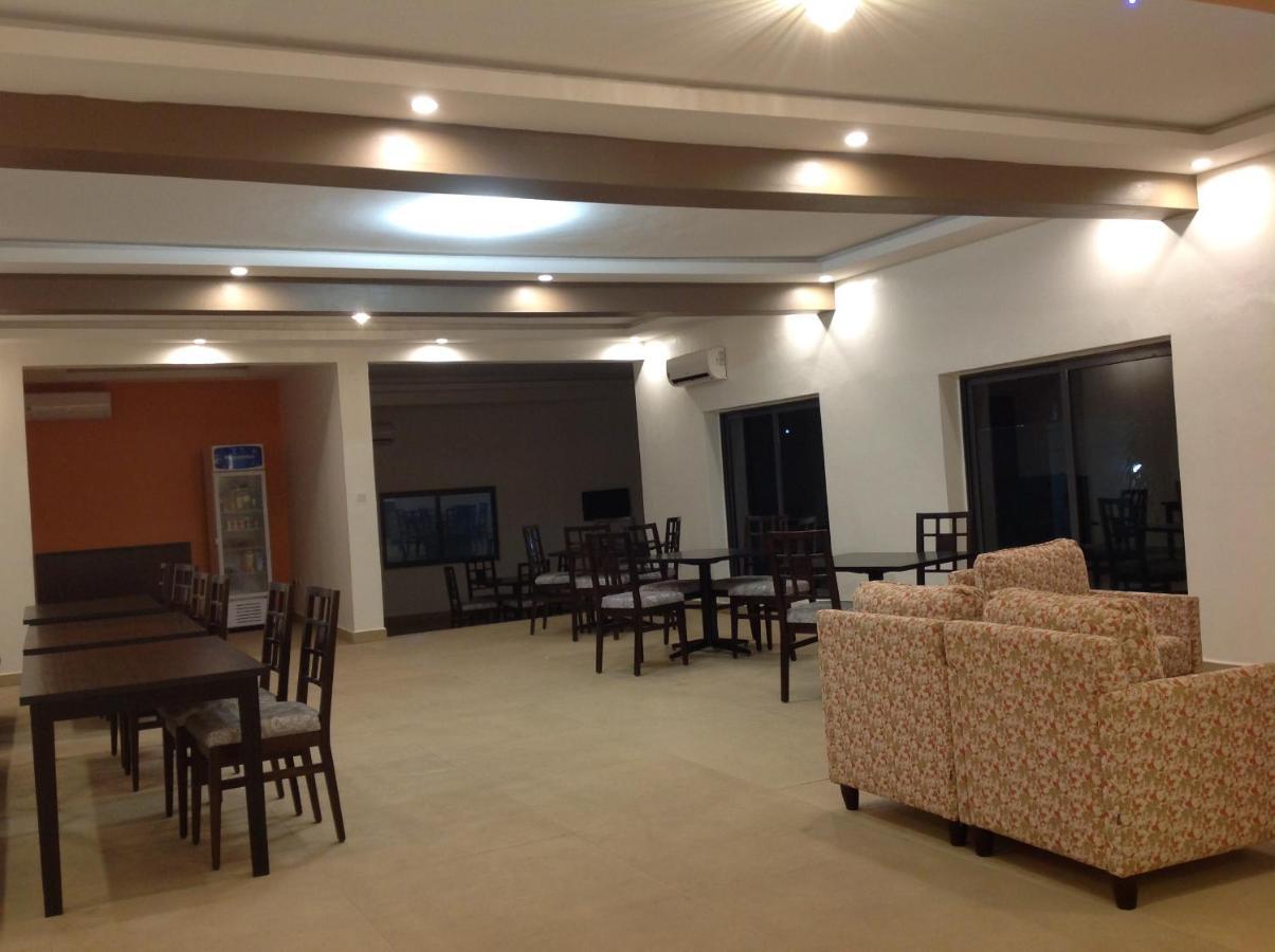 Adis Hotels Prime Ibadan Exteriör bild