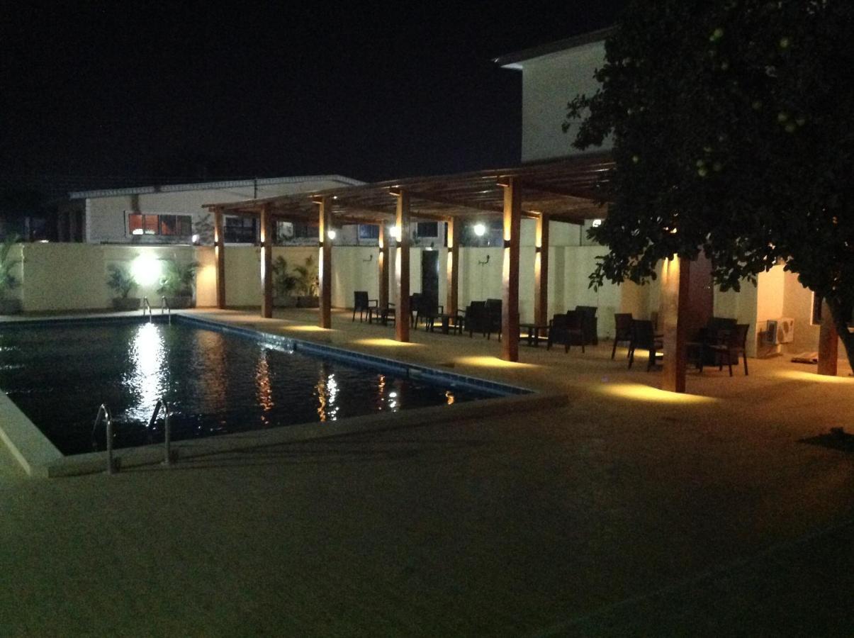 Adis Hotels Prime Ibadan Exteriör bild