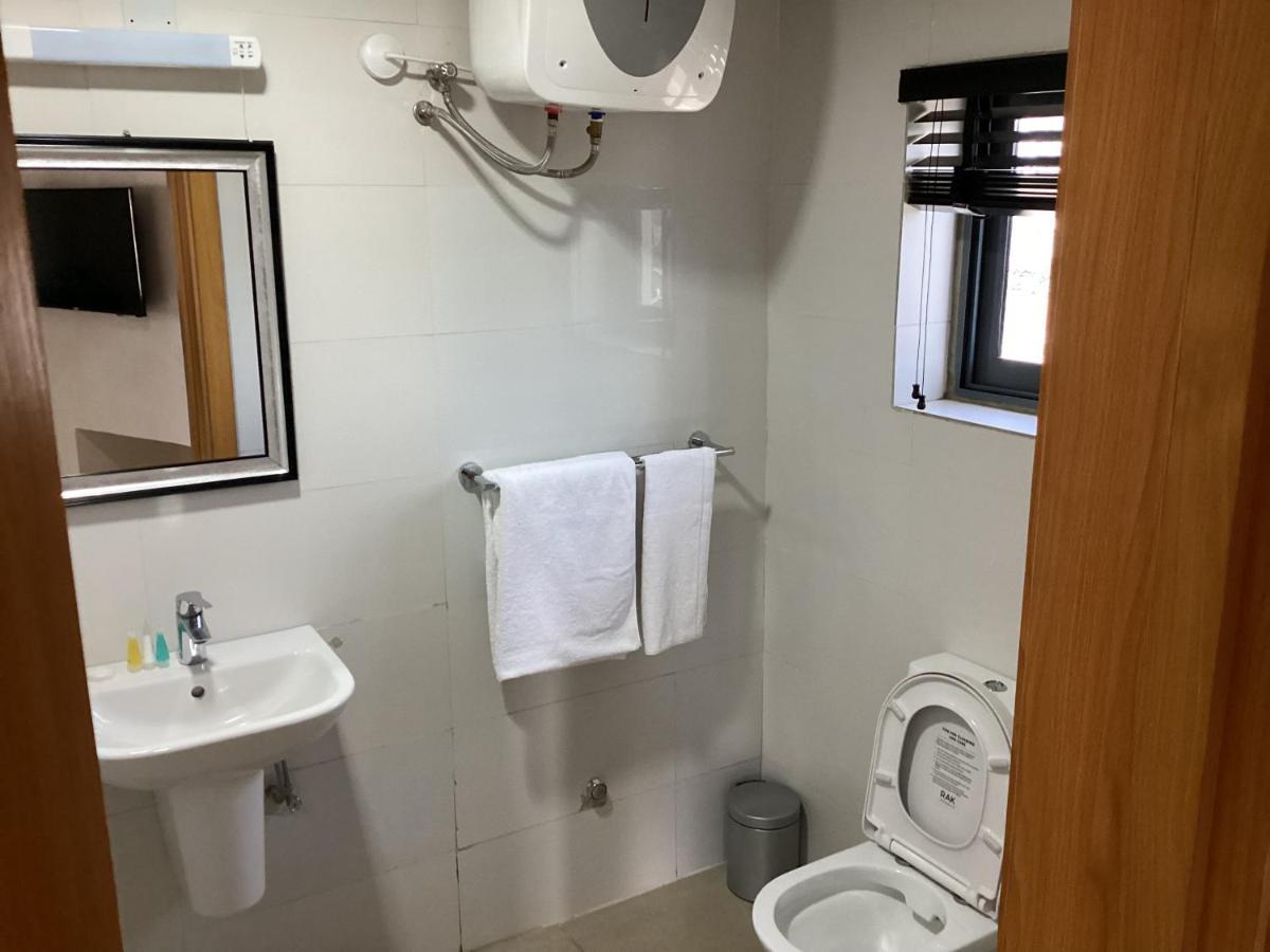 Adis Hotels Prime Ibadan Exteriör bild
