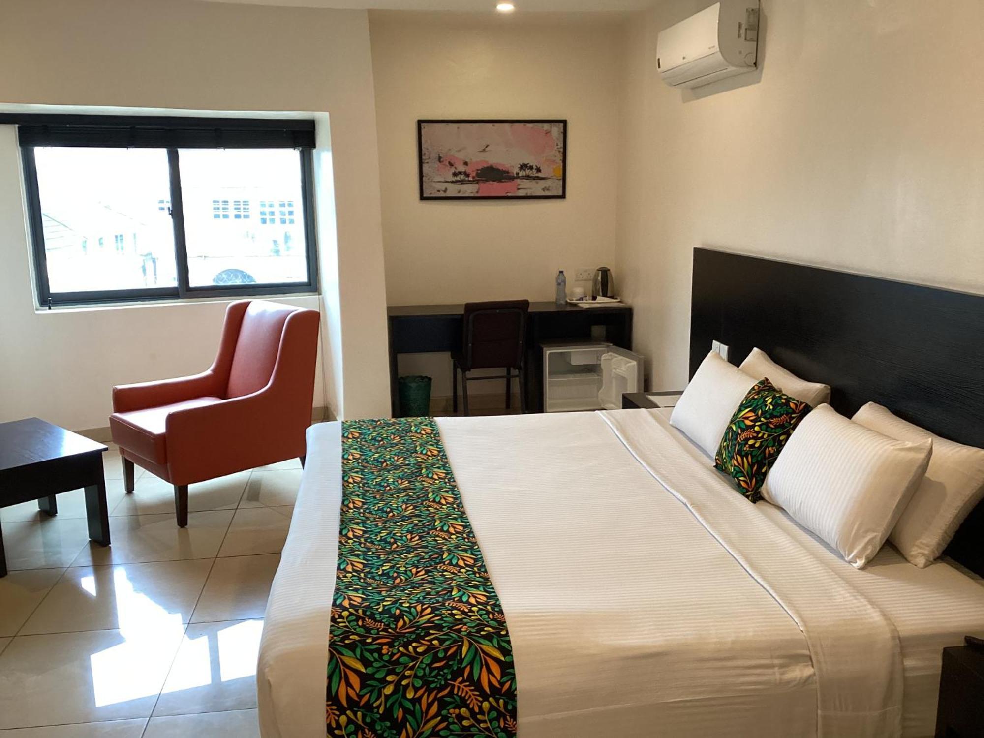 Adis Hotels Prime Ibadan Exteriör bild