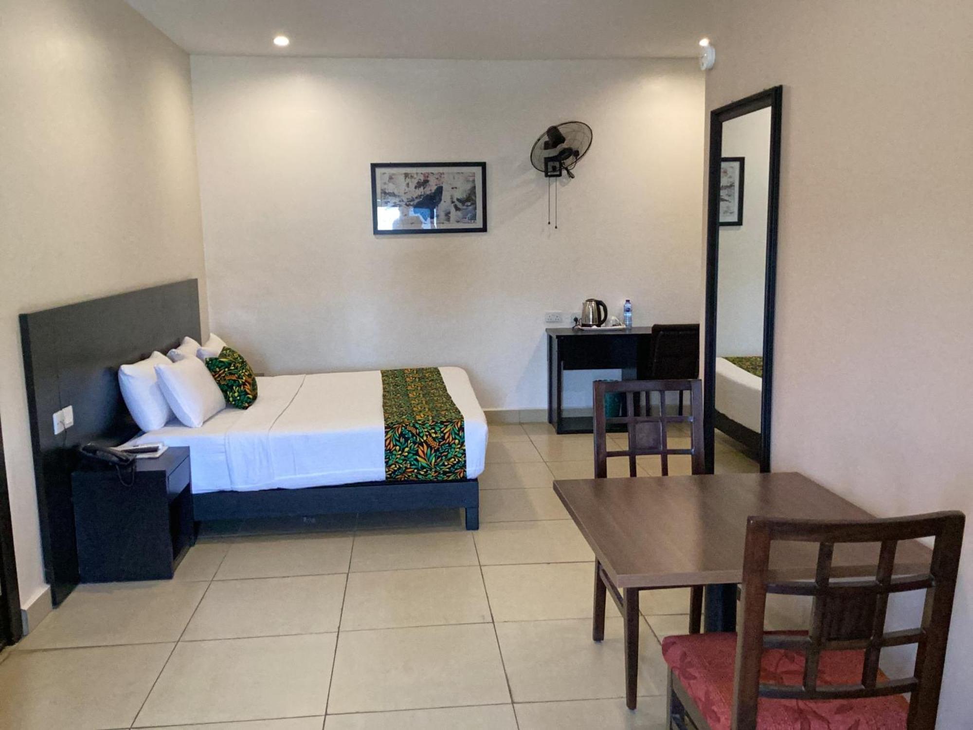 Adis Hotels Prime Ibadan Exteriör bild