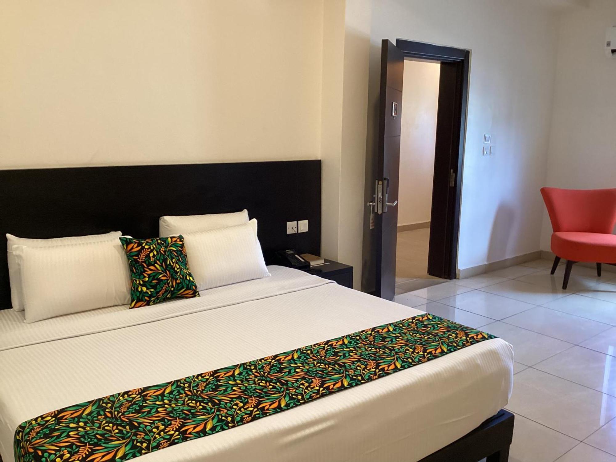 Adis Hotels Prime Ibadan Exteriör bild